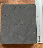 Sizzix snijmal hearts, Ophalen of Verzenden, Zo goed als nieuw, Overige thema's, Pons of Mal