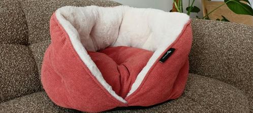 Mand hond/kat District 70 Tuck, Dieren en Toebehoren, Kattenmanden, Zo goed als nieuw, Ophalen of Verzenden