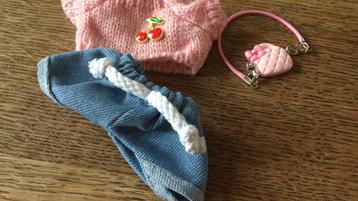 Kledingsetje labubu beschikbaar voor biedingen