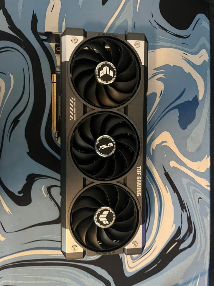 Rtx 5060 oc ASUS tuff, Computers en Software, Videokaarten, Zo goed als nieuw, PCI-Express 4.0, GDDR6, Ophalen of Verzenden
