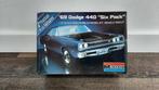 Monogram 2215 '69 Dodge 440 "Six Pack" 1:24 Modelbouw Auto, Hobby en Vrije tijd, Modelbouw | Auto's en Voertuigen, Overige merken