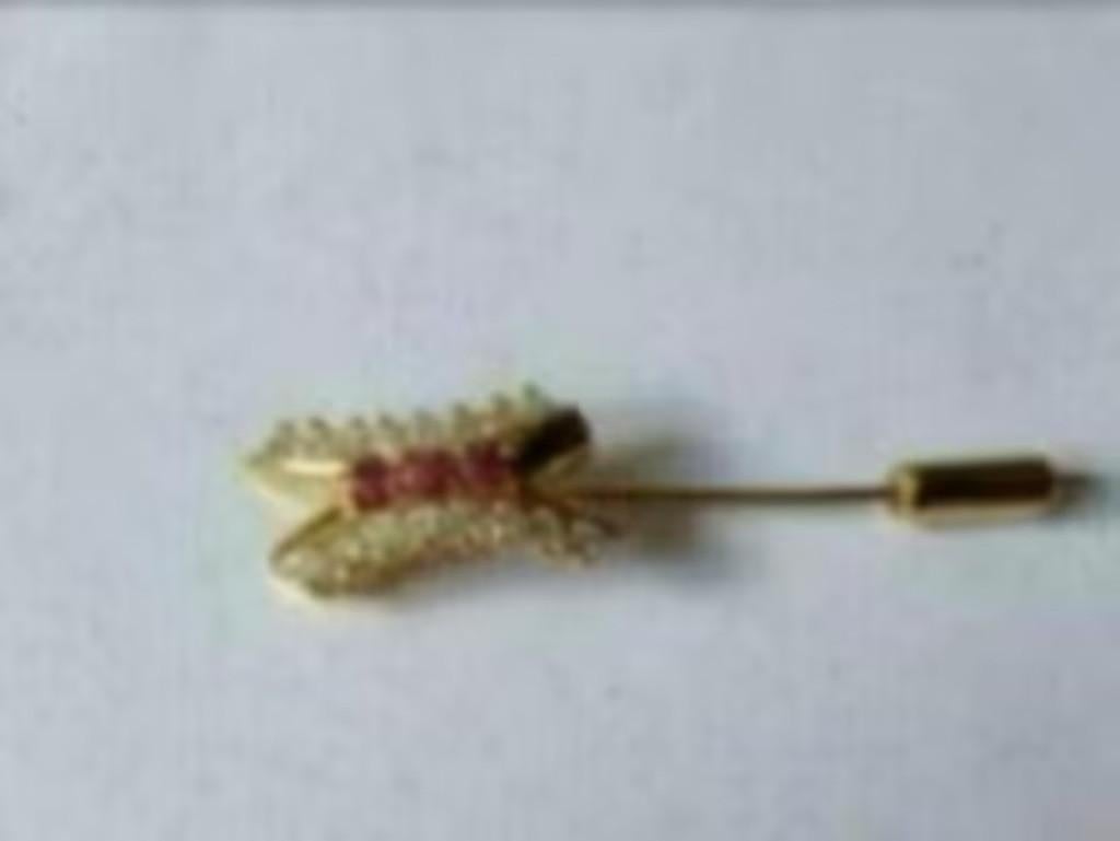 Broche vlinder, Overige materialen, 4 tot 7 cm, Ophalen of Verzenden, Zo goed als nieuw