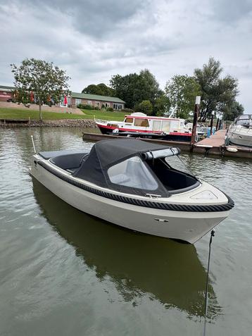 Meersloep 600 honda  20pk bouwjaar 021 direct leverbaar! beschikbaar voor biedingen