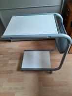 Bedtafel (bijzettafel) op wieltjes.i, Ophalen, Minder dan 50 cm, Zo goed als nieuw, Minder dan 100 cm