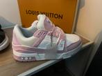 Roze schoenen, Kleding | Dames, Schoenen, Louis Vuitton, Ophalen of Verzenden, Roze, Sneakers of Gympen