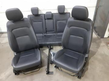 Bekleding Set (compleet) van een Suzuki SX-4 beschikbaar voor biedingen