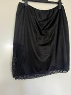 Onderrok met kant - Maat 44 zwart, Zwart, Maat 42/44 (L), Ophalen of Verzenden, Gedragen