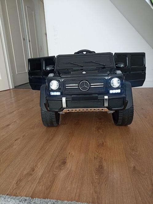 Elektrische kinderauto Mercedes Maybach, Kinderen en Baby's, Speelgoed | Buiten | Accuvoertuigen, Zo goed als nieuw, Ophalen