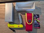 Victorinox Rescuetool Two Hand opening, Caravans en Kamperen, Kampeergereedschap, Ophalen of Verzenden, Zo goed als nieuw