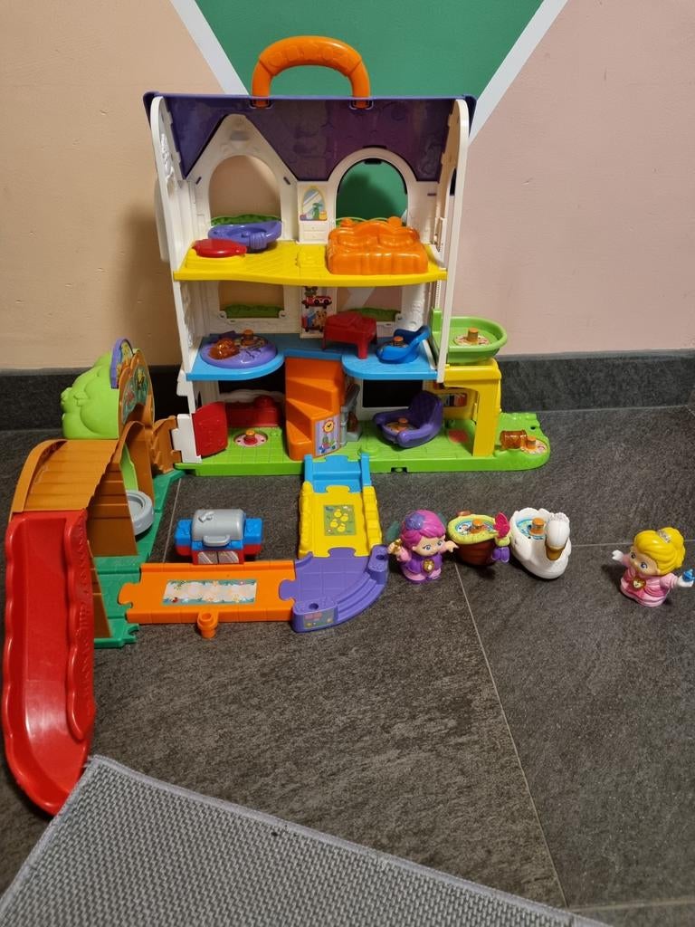 Vrolijke vriendjes speelhuis zonder uitbreidingen, Ophalen, Gebruikt