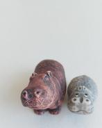 Setje miniatuur nijlpaarden van kunststeen, Ophalen of Verzenden, Zo goed als nieuw