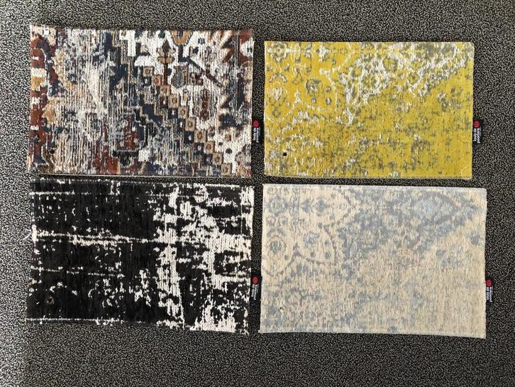 Stalen vloerkleed / tapijt ca. 23 x 35 cm retro vintage, Huis en Inrichting, Stoffering | Tapijten en Kleden, Zo goed als nieuw