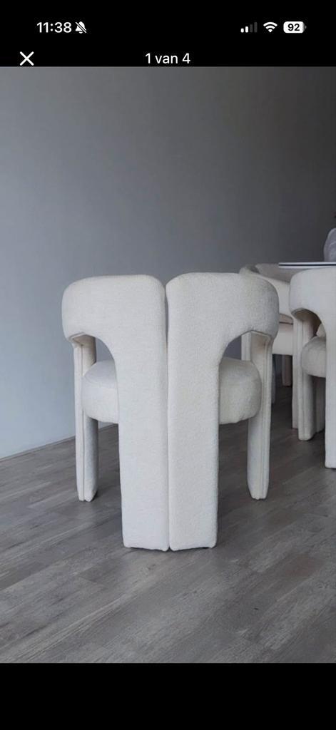 Teddy stoel, Huis en Inrichting, Stoelen, Zo goed als nieuw, Vijf, Zes of meer stoelen, Stof, Wit, Ophalen of Verzenden