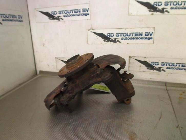 Fusee Rechts Voor Volkswagen Golf V (1K1) (2004-10/2009-02), Auto-onderdelen, Ophanging en Onderstel, Volkswagen, Gebruikt