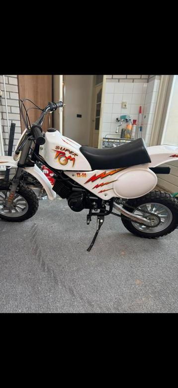 Tomos 2-speed brommer super tom. beschikbaar voor biedingen