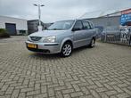 Kia Carens 1.8-16V LX#Nap#Airco#Trekhk#Youngtimer, 1793 cc, 4 cilinders, Origineel Nederlands, Handgeschakeld