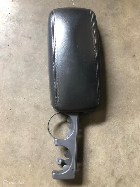 Armsteunen diverse origineel Volvo V70 I ea modellen, Auto-onderdelen, Interieur en Bekleding, Volvo, Gebruikt, Ophalen of Verzenden