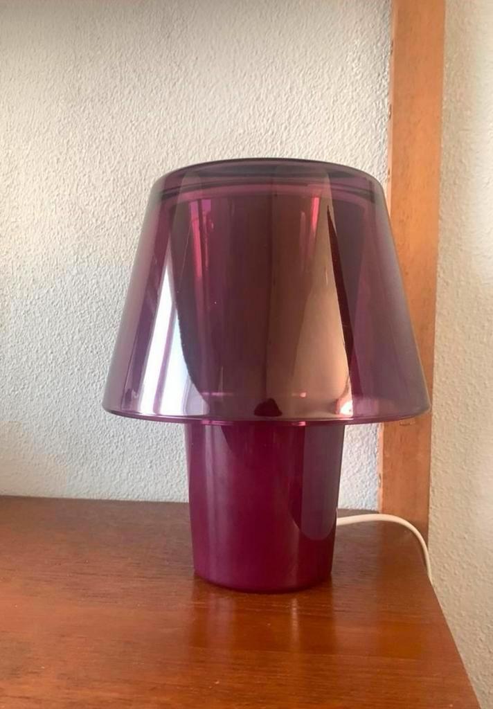 Ikea GAVIK tafellamp paars glas 90s, Huis en Inrichting, Lampen | Tafellampen, Zo goed als nieuw, Minder dan 50 cm, Glas, Verzenden