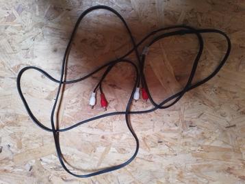 tulp audio kabel lang beschikbaar voor biedingen