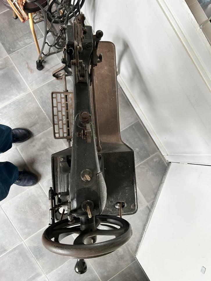 Dürkopp Schoenlappers Naaimachine - loopt soepel, Antiek en Kunst, Antiek | Naaimachines, Ophalen