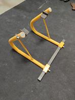 Paddock standaard universeel, Motoren, Ophalen