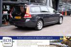 Volvo V70 D3 150 pk Aut. Dynamic Edition, Schuifdak, Leer, T, Auto's, Diesel, 22 km/l, Te koop, 5 stoelen