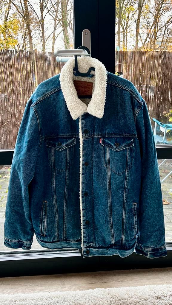 Levi's Sherpa Trucker Jacket - XL, Kleding | Heren, Jassen | Winter, Nieuw, Maat 56/58 (XL), Blauw, Ophalen of Verzenden