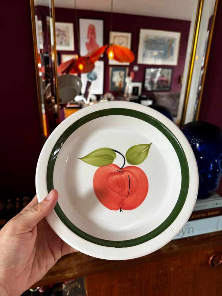 Vintage Diepe Borden met Perzik - Set van 4, Huis en Inrichting, Keuken | Servies, Gebruikt, Bord(en), Overige stijlen, Aardewerk