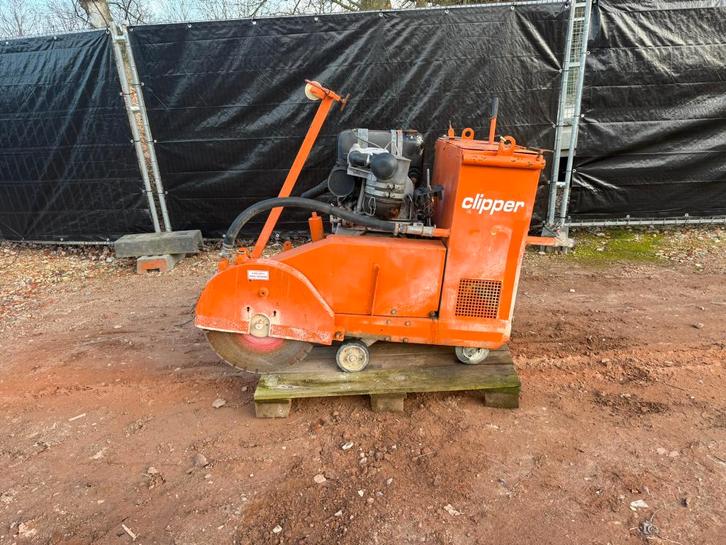 Betonzaag Norton Clipper, Doe-het-zelf en Verbouw, Gereedschap | Zaagmachines, Gebruikt, Overige typen, 1200 watt of meer, 70 mm of meer