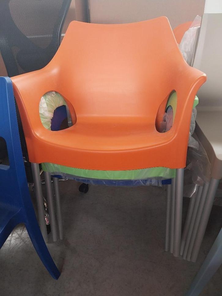 SCAB stoel. Model Ola. Restpartij!! Nieuw!!!, Huis en Inrichting, Stoelen, Nieuw, Eén, Kunststof, Overige kleuren, Ophalen