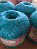 Turqooise bollen acryl, Hobby en Vrije tijd, Breien en Haken, Ophalen of Verzenden, Zo goed als nieuw, Breien of Haken, Wol of Garen