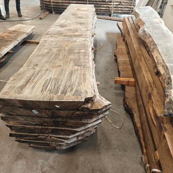 Diverse Essen boomstam planken. 3100x700/650 mm beschikbaar voor biedingen