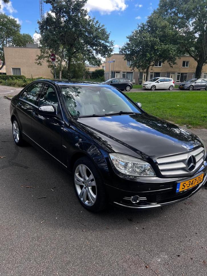 Mercedes-Benz C-Klasse 1.8 C180 Kompressor Sedan 2007 Zwart, Auto's, Mercedes-Benz, Particulier, C-Klasse, Benzine, Sedan, Handgeschakeld