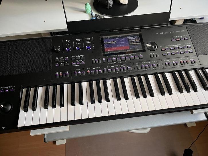Medeli AKX 10, Muziek en Instrumenten, Keyboards, Zo goed als nieuw, 61 toetsen, Medeli, Aanslaggevoelig, Midi-aansluiting, Ophalen