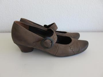 paul green bruine Pumps met lage hak en bandje maat 38 beschikbaar voor biedingen
