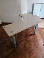 In totaal 3 proffesionele bureau's en archiefkast., Huis en Inrichting, Bureaus, Ophalen, Zo goed als nieuw