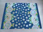 Lap stof: Blauw met bloemenrand en bloemen., Hobby en Vrije tijd, Blauw, 120 cm of meer, Nieuw, Ophalen of Verzenden