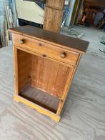 Schattig houten grenen kastje, Antiek en Kunst, Antiek | Meubels | Kasten, Ophalen