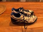 Bijna nieuw - Hockeyschoenen Asics, Ophalen of Verzenden, Zo goed als nieuw, Schoenen