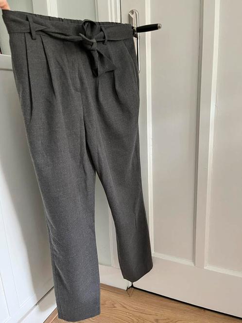 Selected Femme wollen broek 36/38, Kleding | Dames, Broeken en Pantalons, Zo goed als nieuw, Maat 38/40 (M), Grijs, Lang, Ophalen of Verzenden