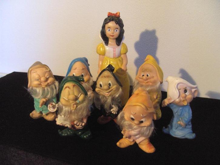 Rubberen set Sneeuwwitje en de 7 dwergen, kleine uitvoering, Verzamelen, Disney, Gebruikt, Beeldje of Figuurtje, Sneeuwwitje of Doornroosje