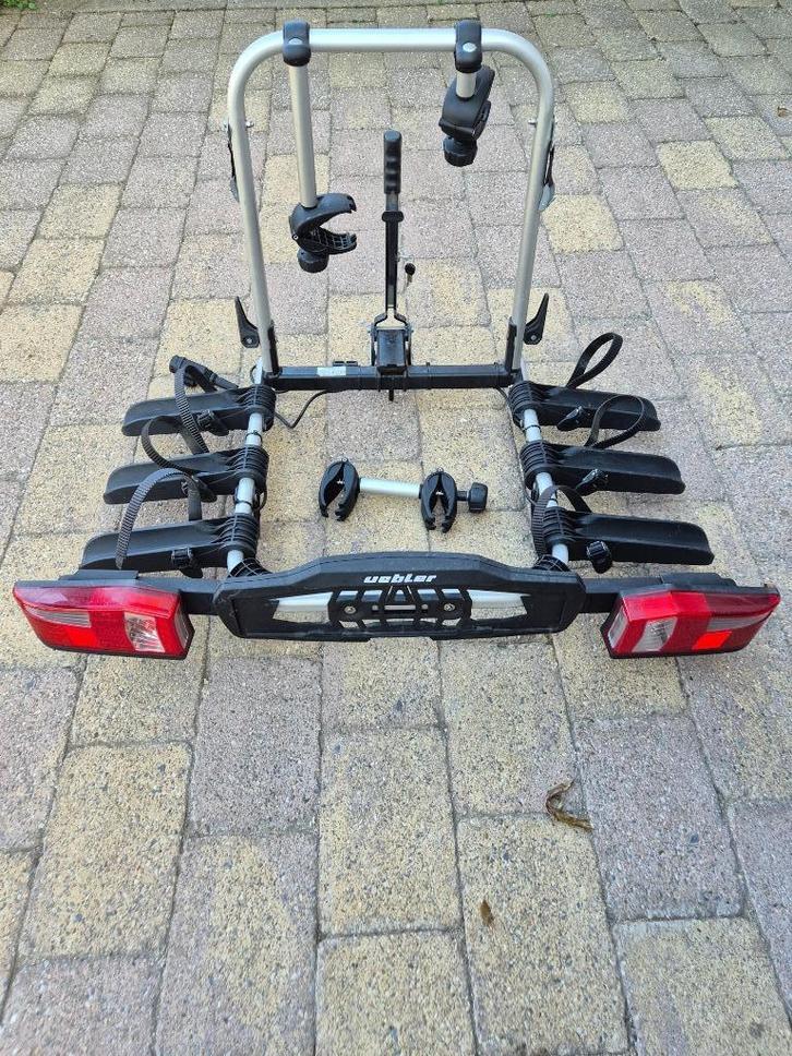 Uebler fietsendrager voor 3 fietsen, Auto diversen, Fietsendragers, Zo goed als nieuw, Trekhaakdrager, 3 fietsen of meer, Brede banden