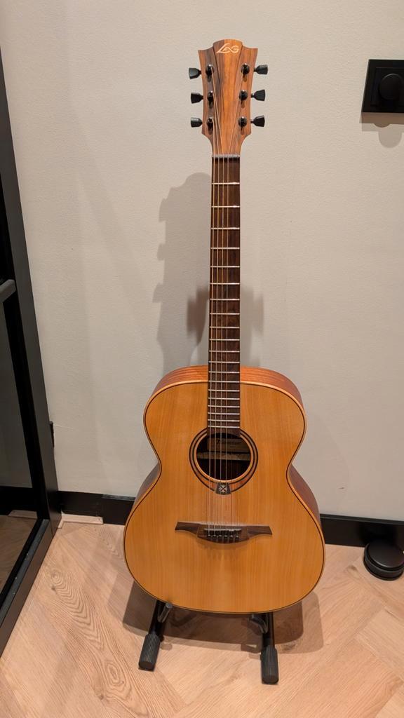 Lâg Tramontane T70A Westerngitaar, Muziek en Instrumenten, Snaarinstrumenten | Gitaren | Akoestisch, Gebruikt, Western- of Steelstringgitaar