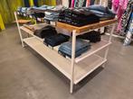 Presentatie tafel, Ophalen