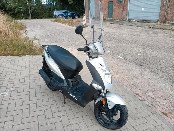 Kymco agility Brom bij 2014 ziet foto, Fietsen en Brommers, Scooters | Kymco, Gebruikt, Agility, Benzine, Ophalen