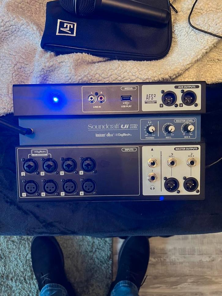 Soundcraft UI12 digitaal mengpaneel, Muziek en Instrumenten, Mengpanelen, Gebruikt, 10 tot 20 kanalen, Microfooningang, Ophalen of Verzenden