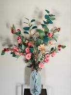 Nieuw! Zijden bloemen /  Boeket : PURE  / compleet met vaas, Huis en Inrichting, Ophalen of Verzenden, Nieuw