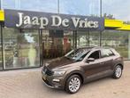 Volkswagen T-Roc 1.5 TSI Style Business, Auto's, Volkswagen, Stof, 4 cilinders, Adaptive Cruise Control, Origineel Nederlands