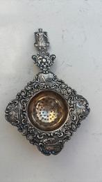 Zilveren theezeef, Ophalen, Zilver