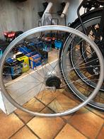 Zeer Nette Achterwiel 28 inch Zilver Alfine 8 Versnelling, Fietsen en Brommers, Fietsonderdelen, Ophalen of Verzenden, Zo goed als nieuw